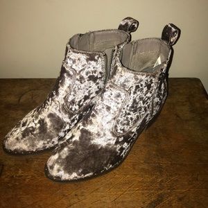 Faux Lavender/Gray/Silver Velvet Booties
